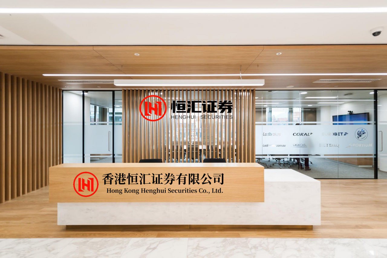 精高策略 Alevel/GCSE报名数据出炉！数学成“顶流”超10万人选…..._科目_EBacc_趋势